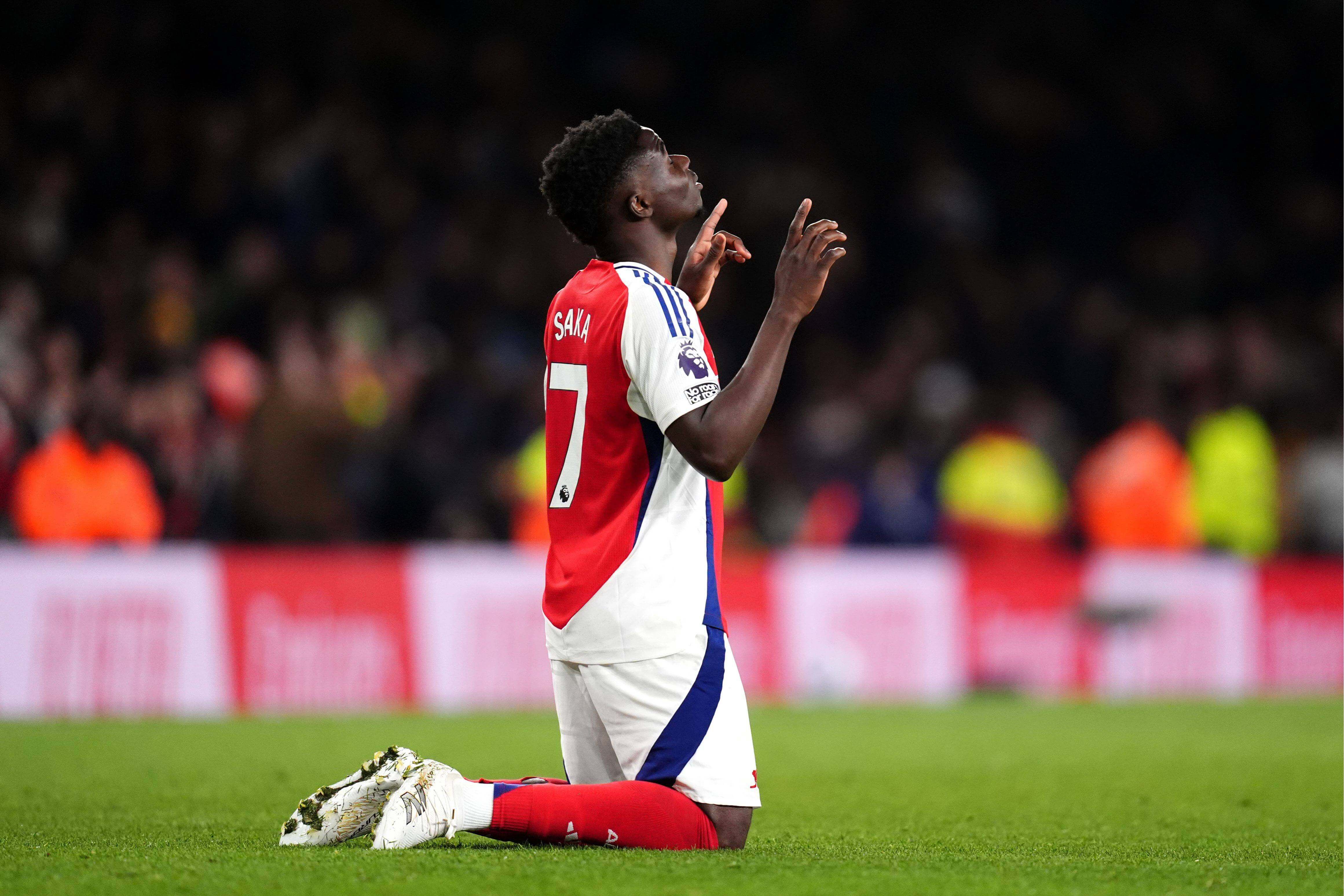  Bukayo Saka celebrando un gol con el Arsenal (Cordon Press)