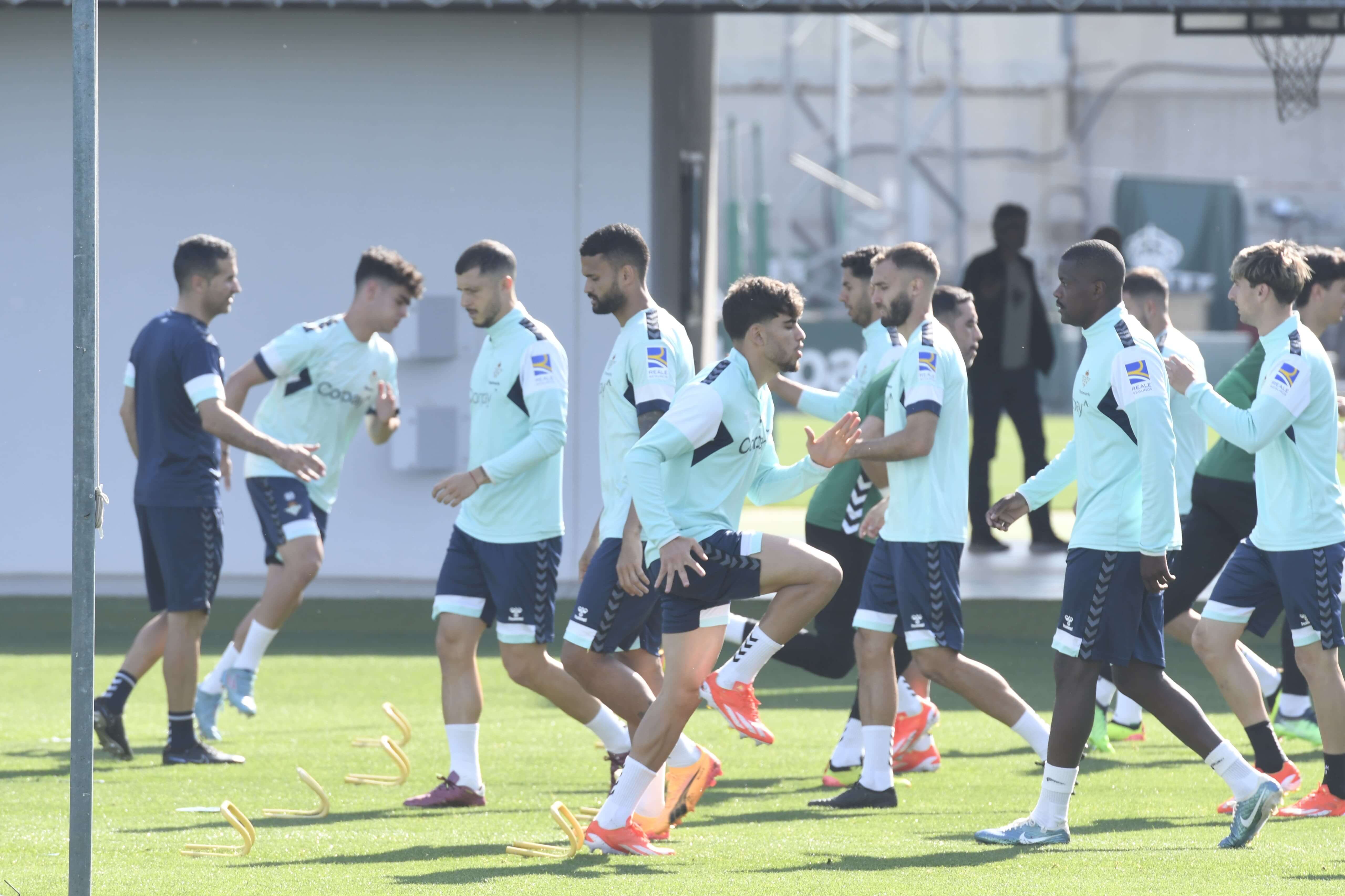 Imagen del entrenamiento del Real Betis (foto: Kiko Hurtado).