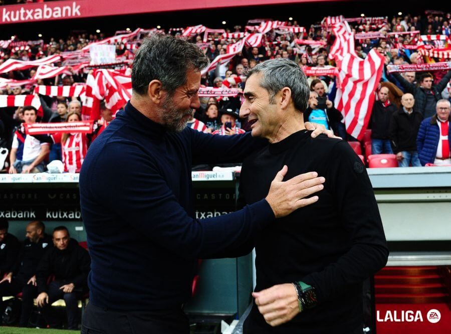 Quique y Ernesto Valverde se saludan en San Mamés.