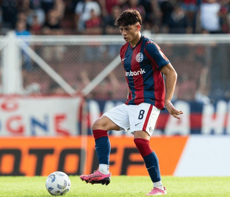  Agustín Giay con San Lorenzo