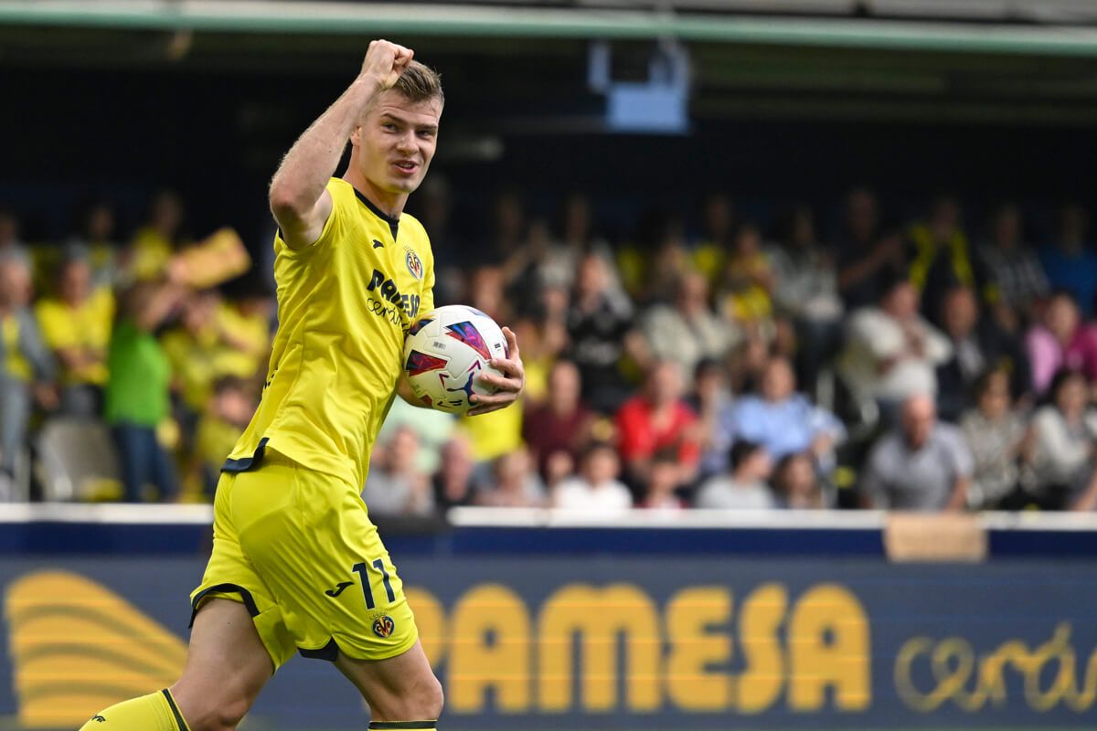  Alexander Sorloth celebra uno de sus goles en el Villarreal-Real Madrid.