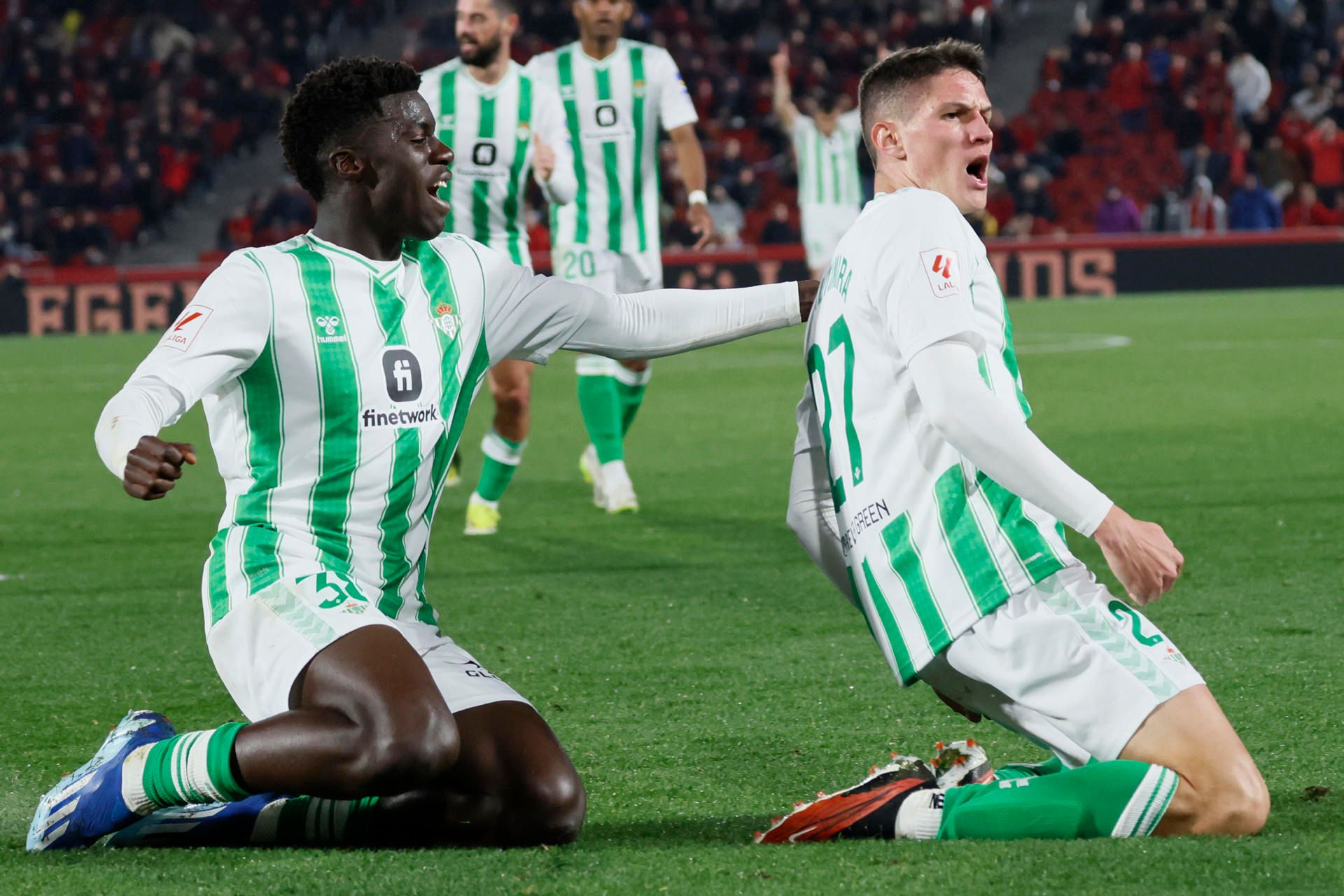  Altimira celebra su gol al Mallorca