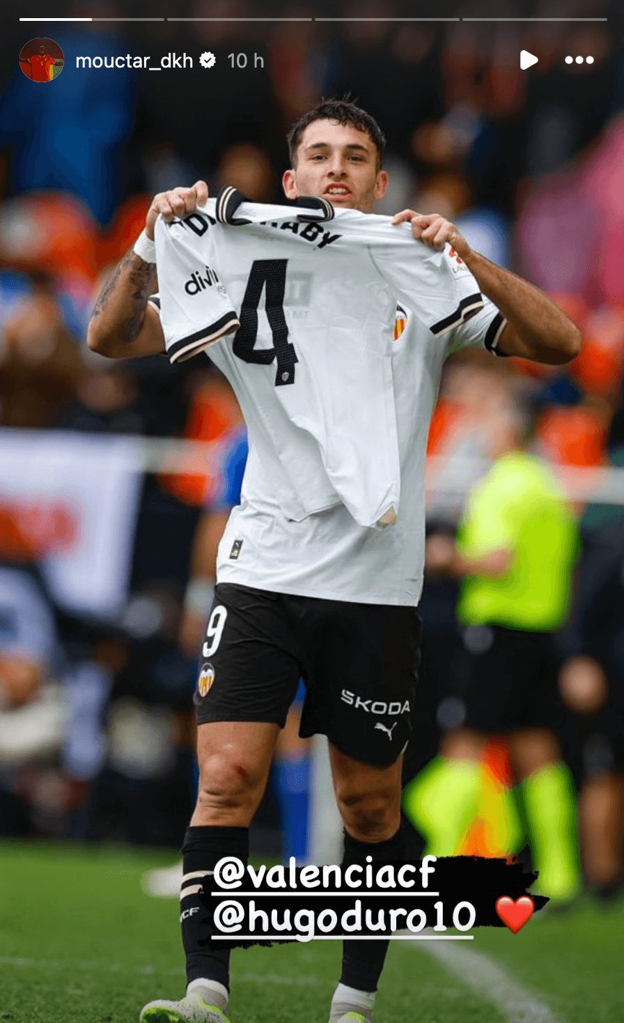  El agradecimiento a Hugo Duro.