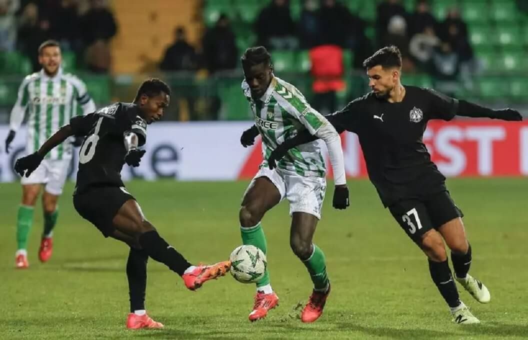  Assane Diao, ante el Petrocub.