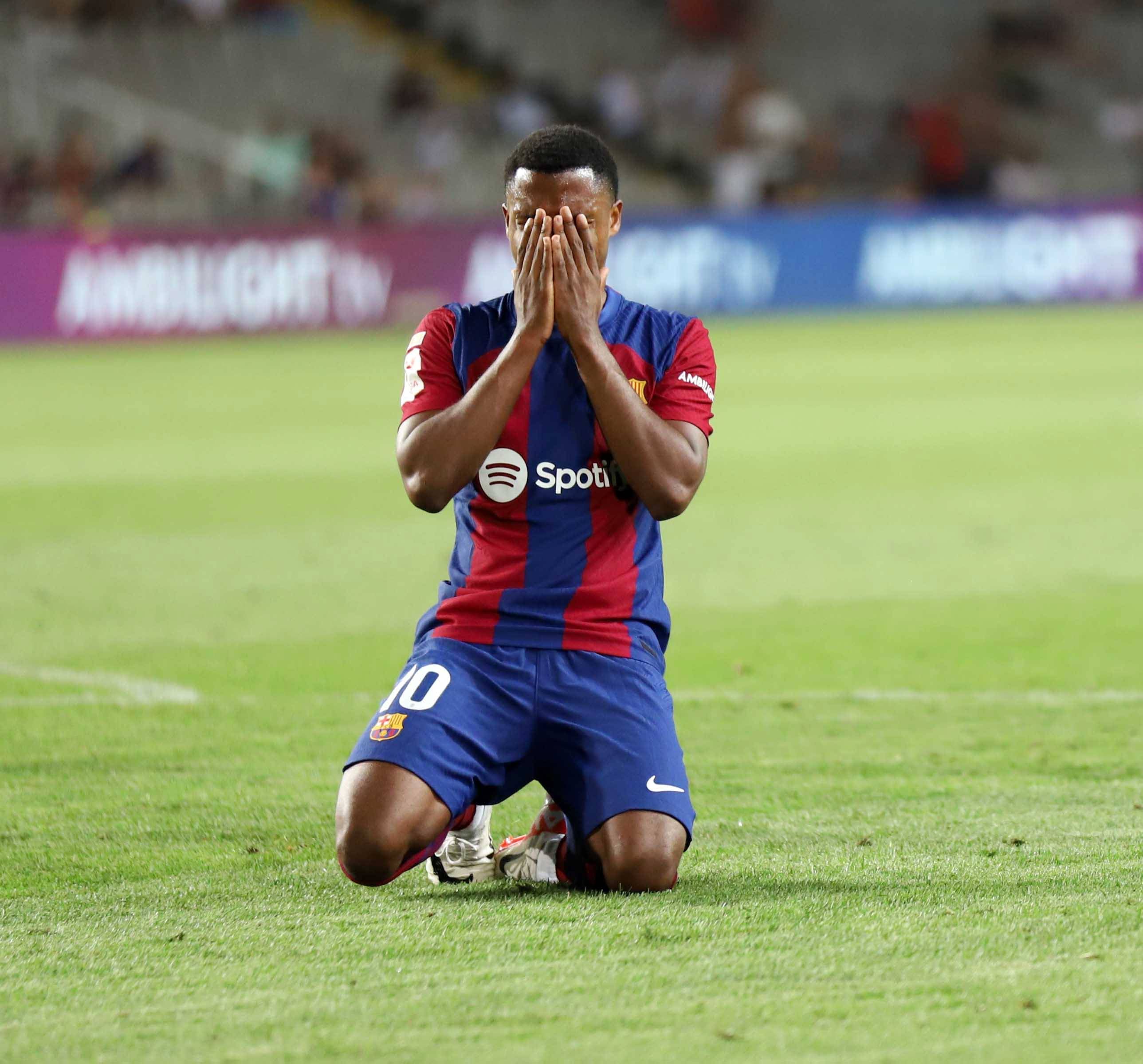  Ansu Fati se lamenta en el Barcelona-Cádiz.