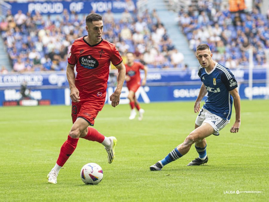  Abel Bretones ante el Ferrol en el Tartiere.
