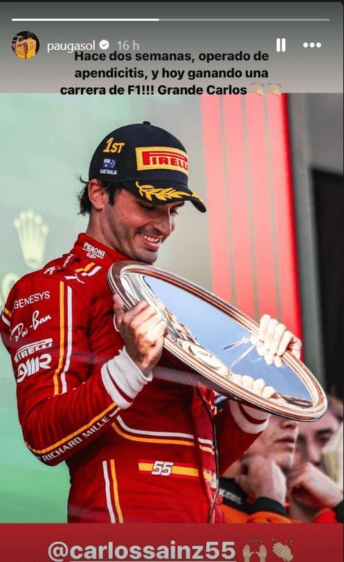  Pau Gasol felicita a Carlos Sainz