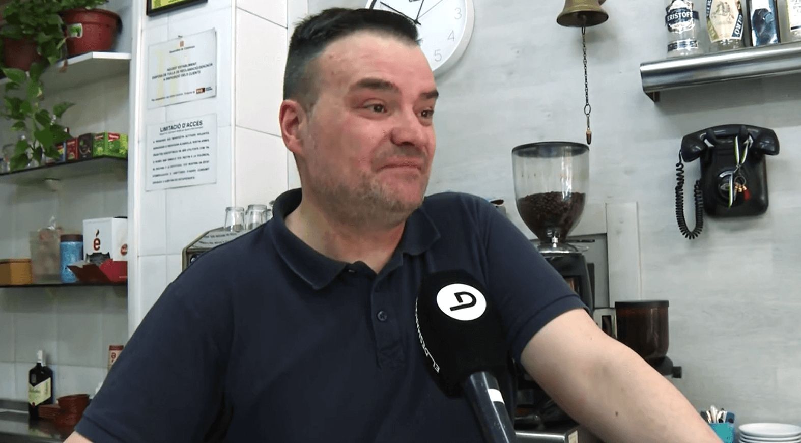 Juan Carlos, propietario del Bar el Cordobés, donde suelen ir Lamine Yamal y su padre (Foto: ElDes