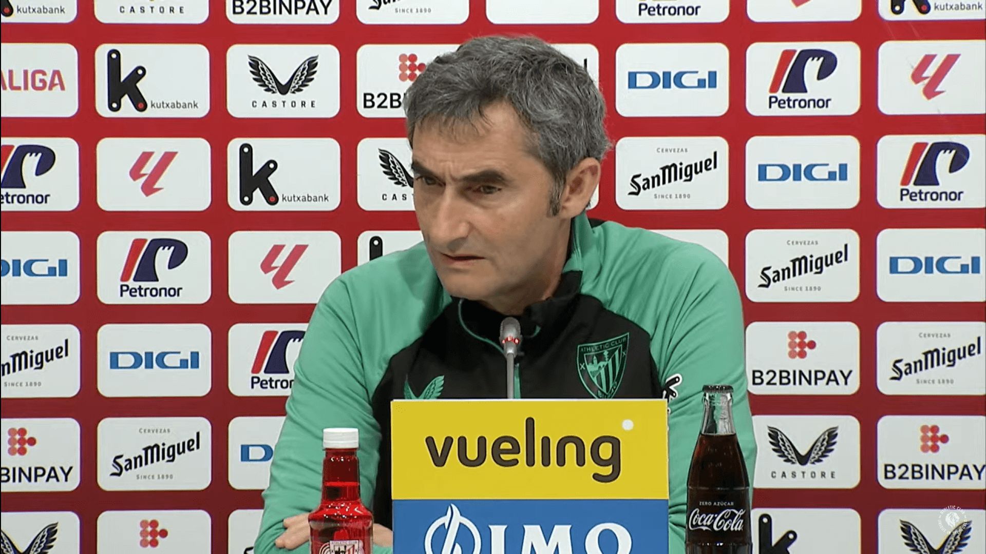  Ernesto Valverde, en la rueda de prensa del Athletic.