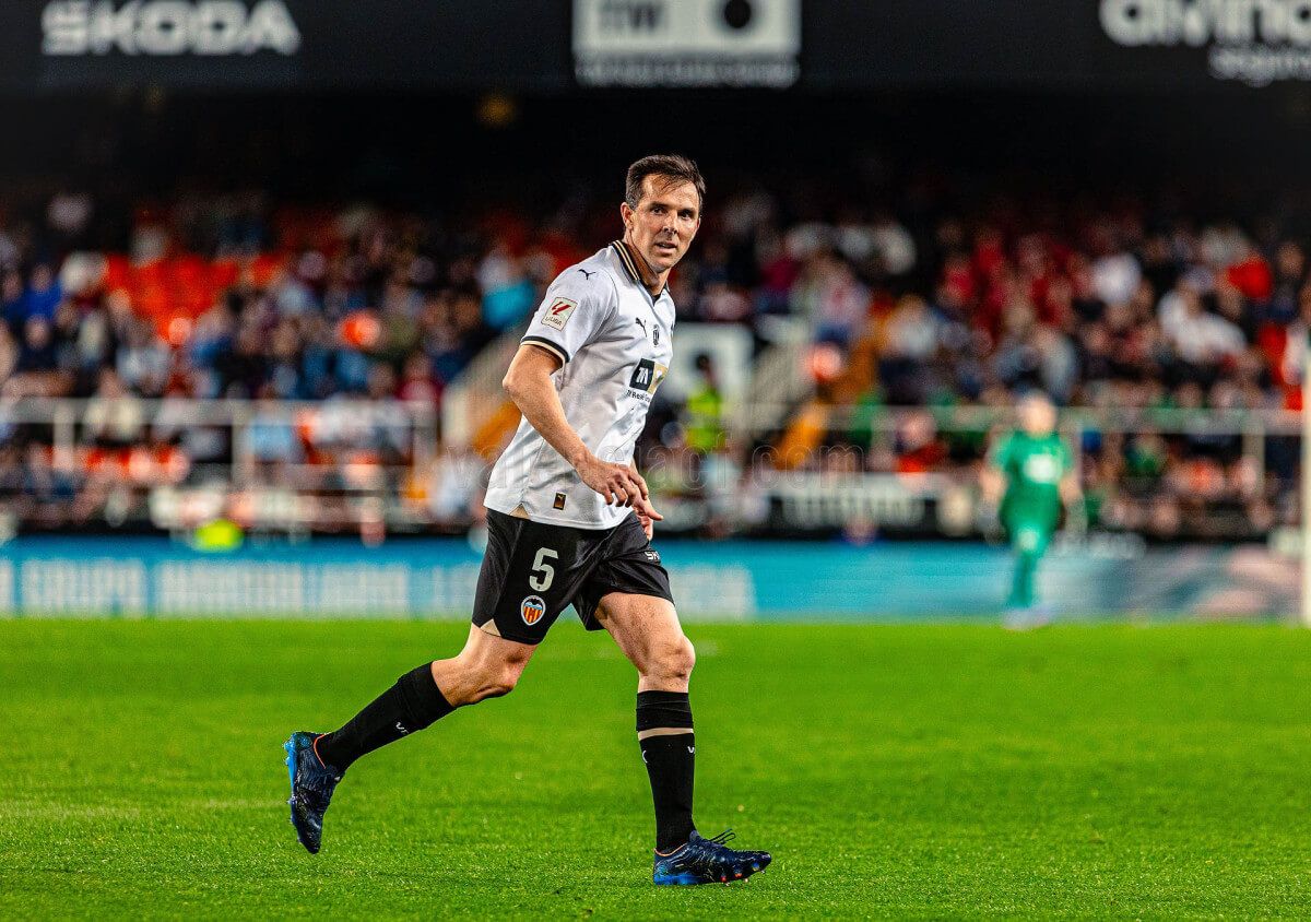 Carlos Marchena, en el partido de Leyendas del Triplete.