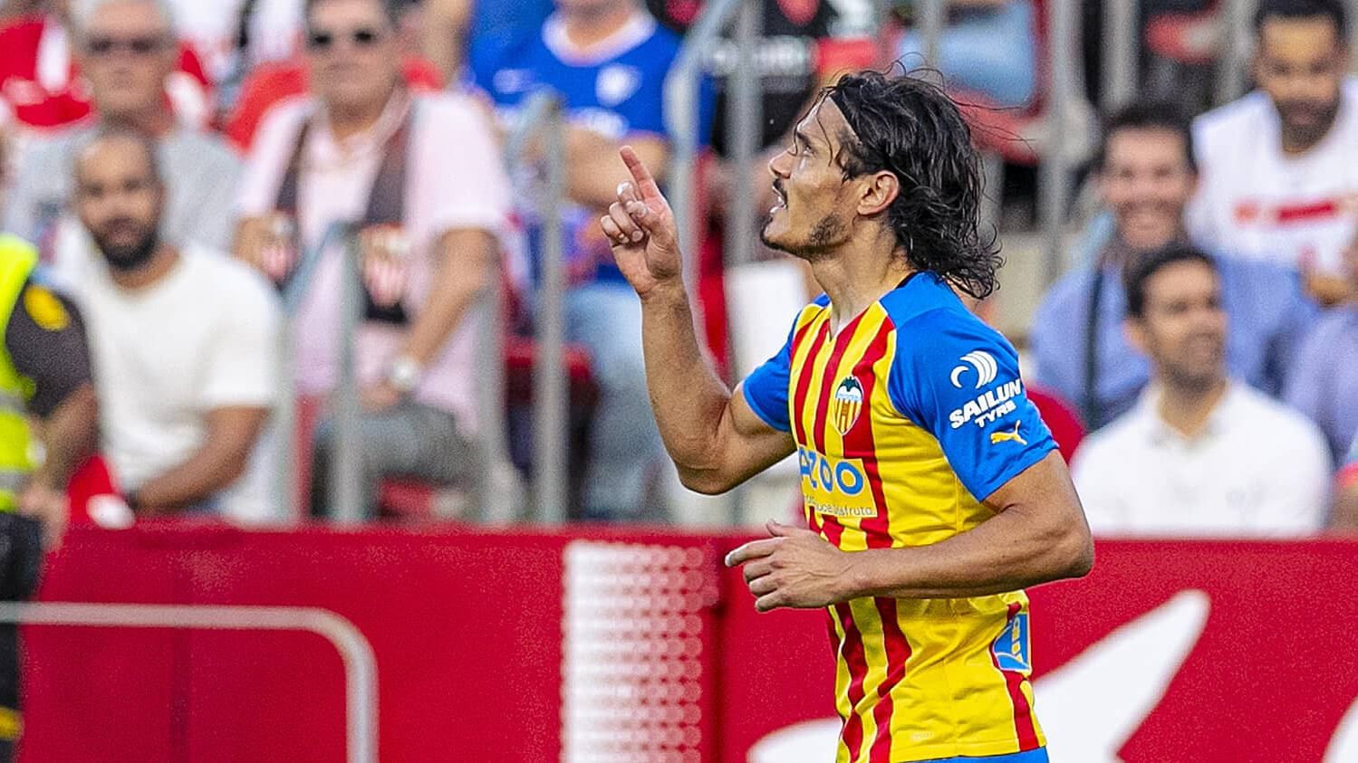 Cavani con la Señera