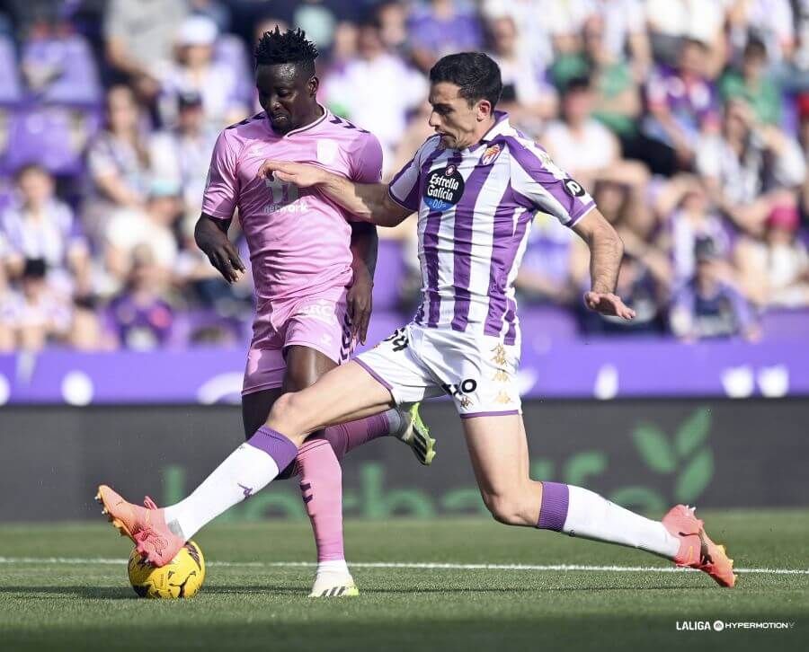  César Tárrega, ante el Eldense.