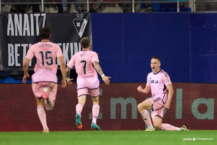 Alemao celebra su gol en Ipurúa.