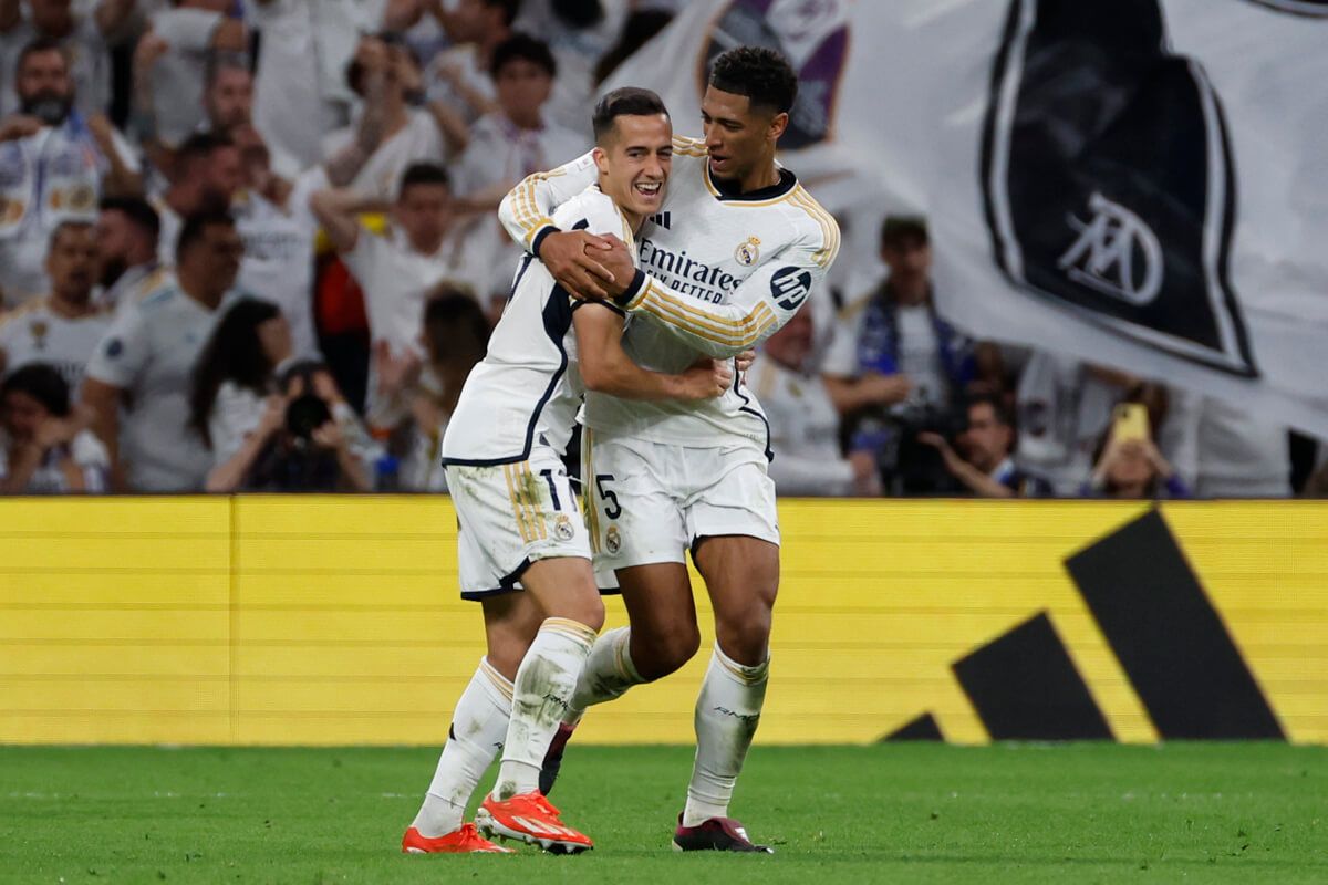 Lucas Vázquez celebra su gol en el Real Madrid-Barcelona.