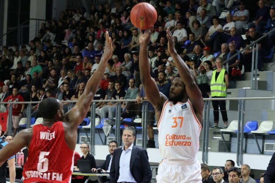  Comienzo con buen pie del Valencia Basket en la EuroCup