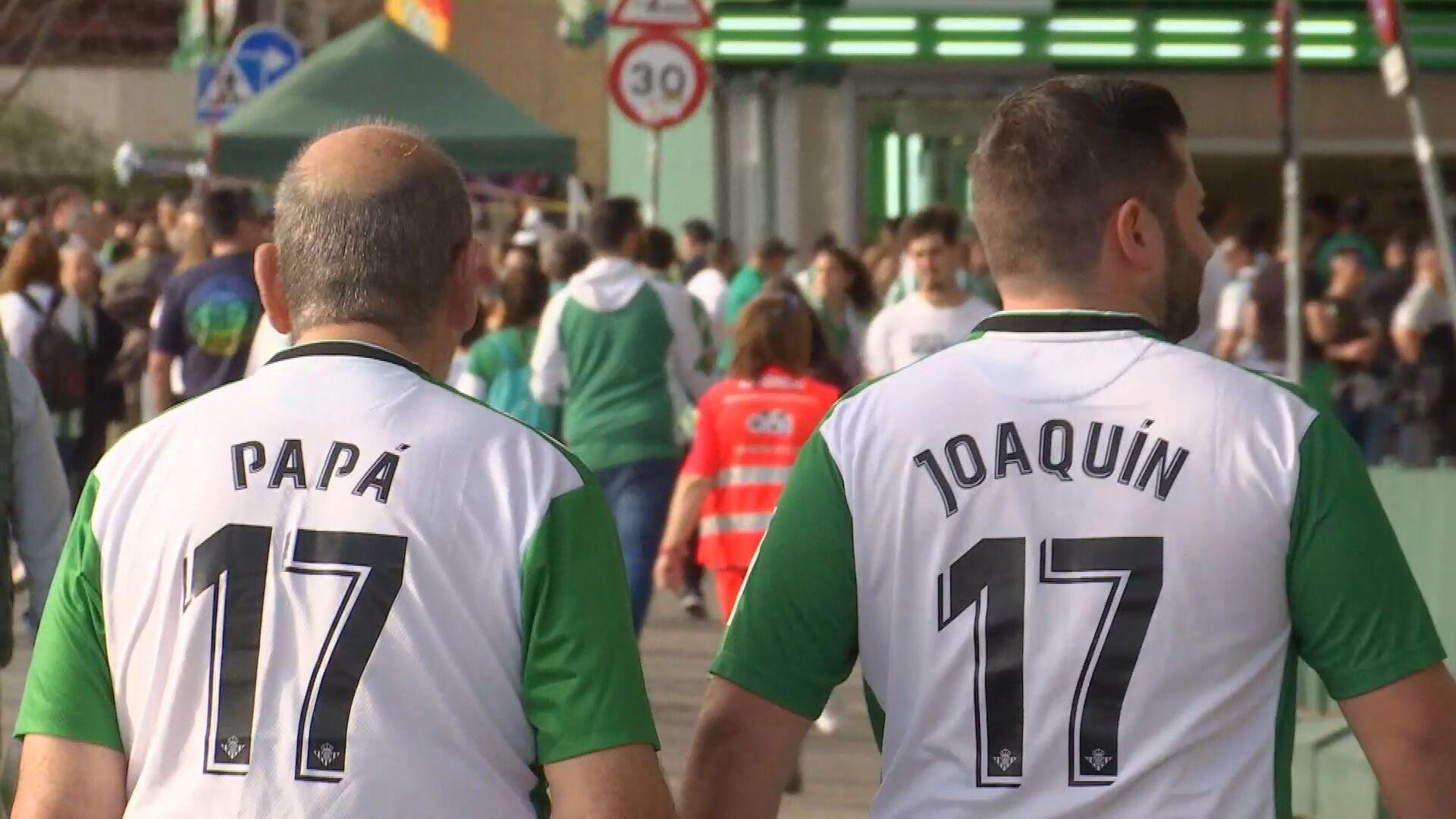  Con el dorsal 17 y el nombre de “papá”: Aurelio Sánchez va al Villamarín