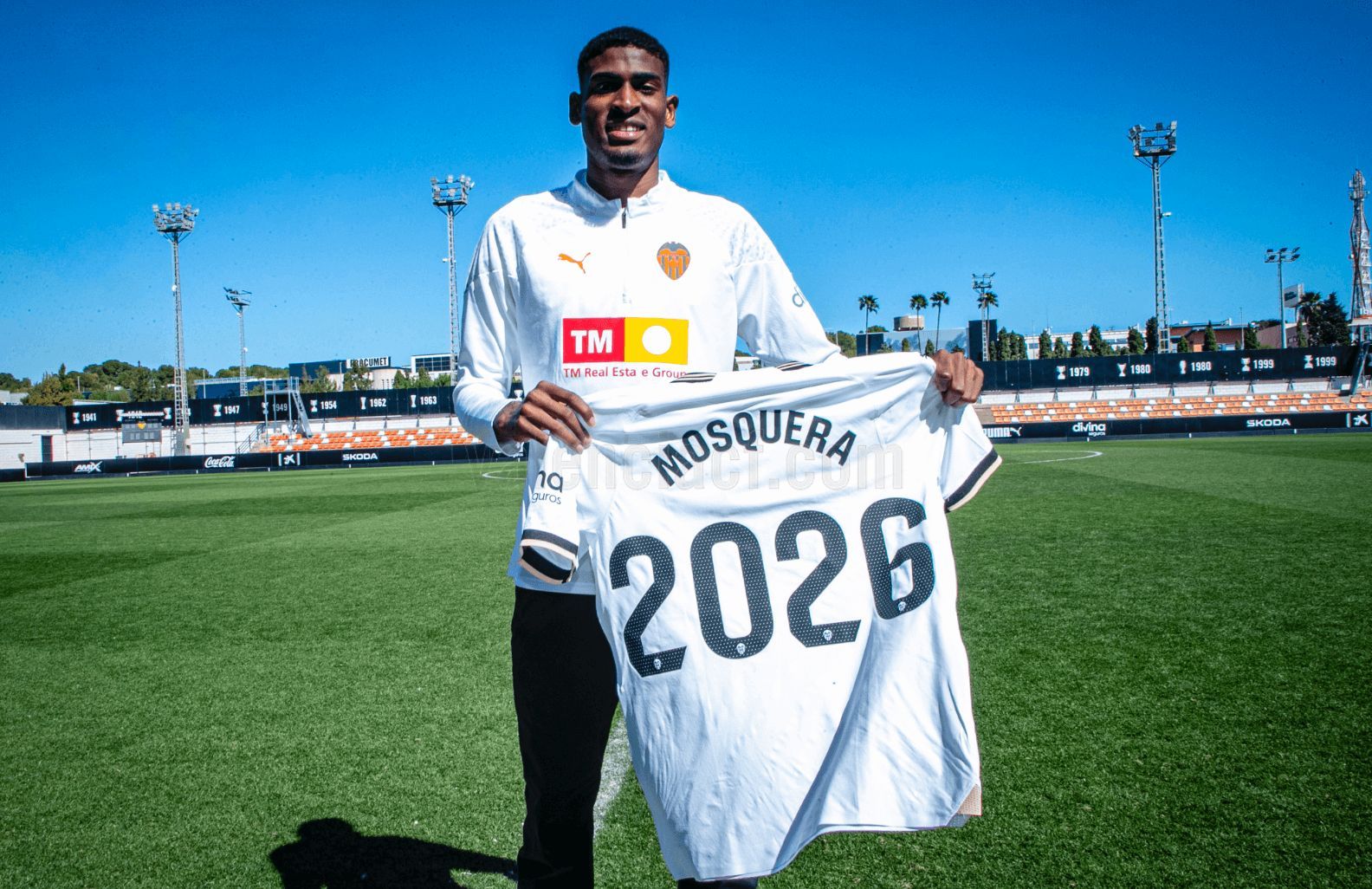 Cristhian Mosquera acaba contrato con el Valencia CF.