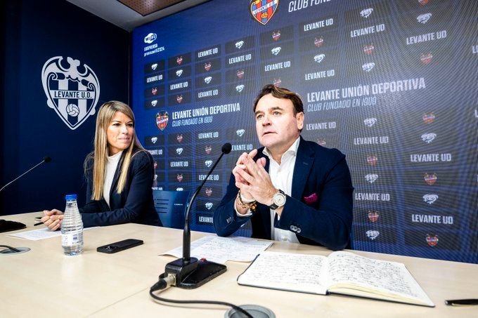 Danvila en rueda de prensa.