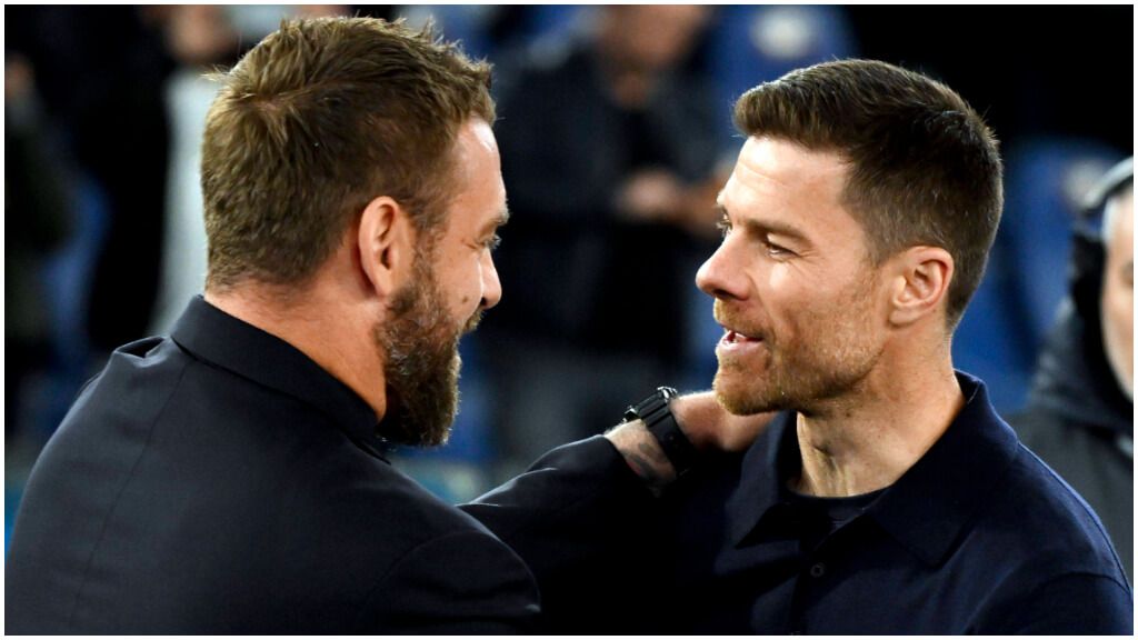  Daniele de Rossi y Xabi Alonso