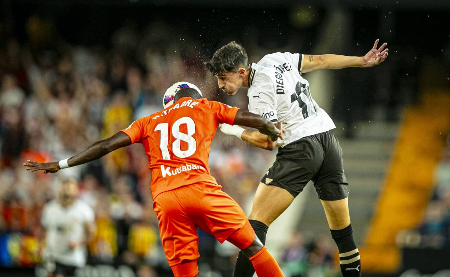  Diego López, en el Valencia CF - Real Sociedad de la ida en Mestalla.