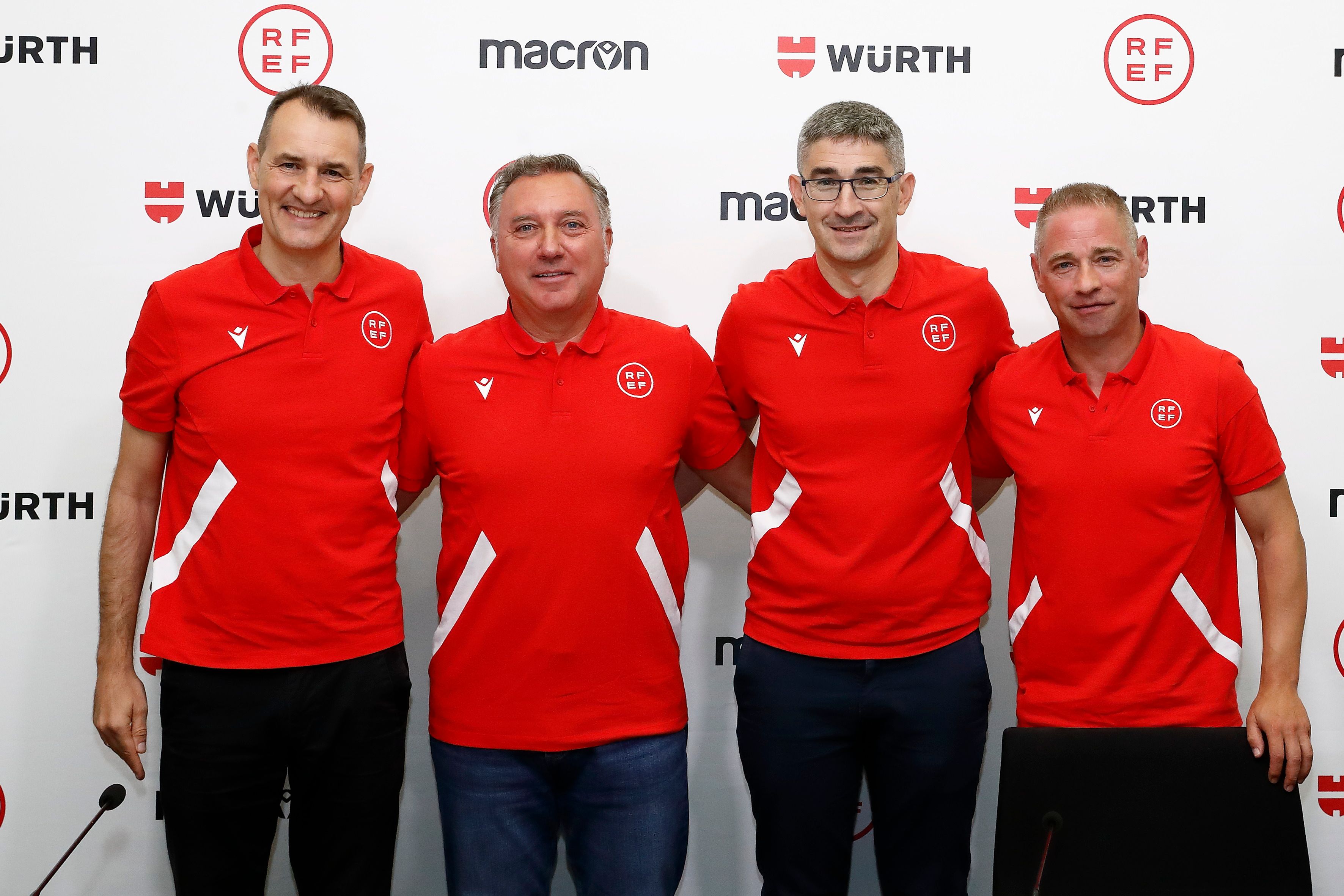 Luis Medina Cantalejo, presidente del CTA, junto a los otros dirigentes.