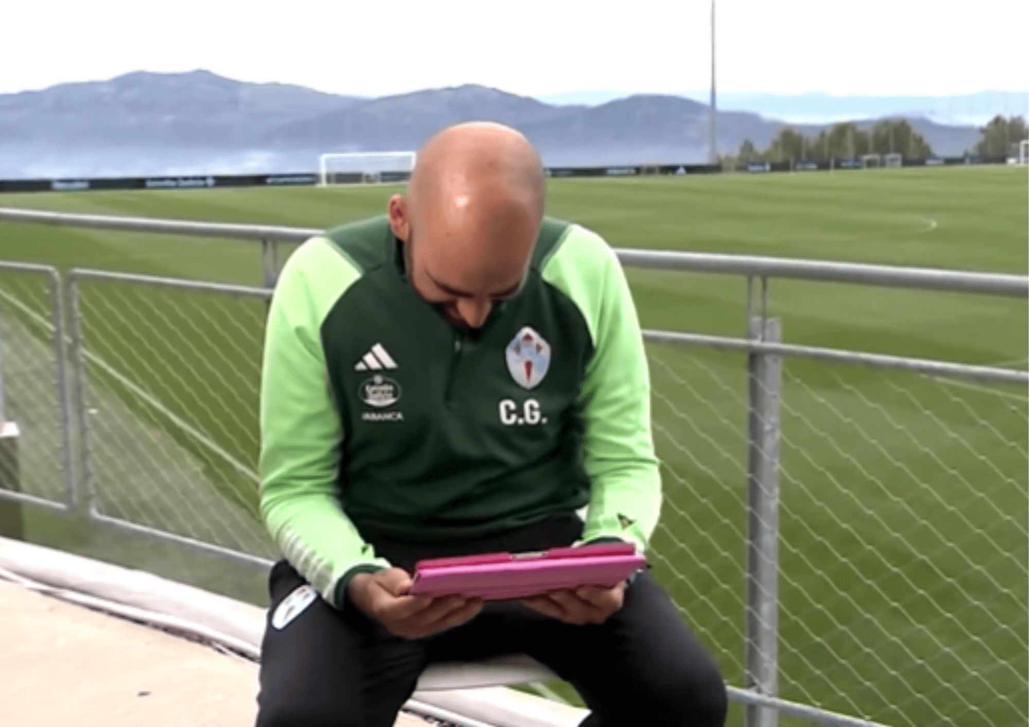  Claudio Giráldez en una entrevista en TVE.