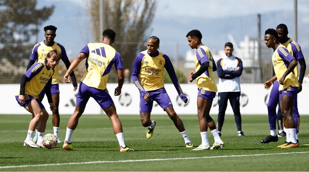  Eder Militao, en un entrenamiento con el Real Madrid.
