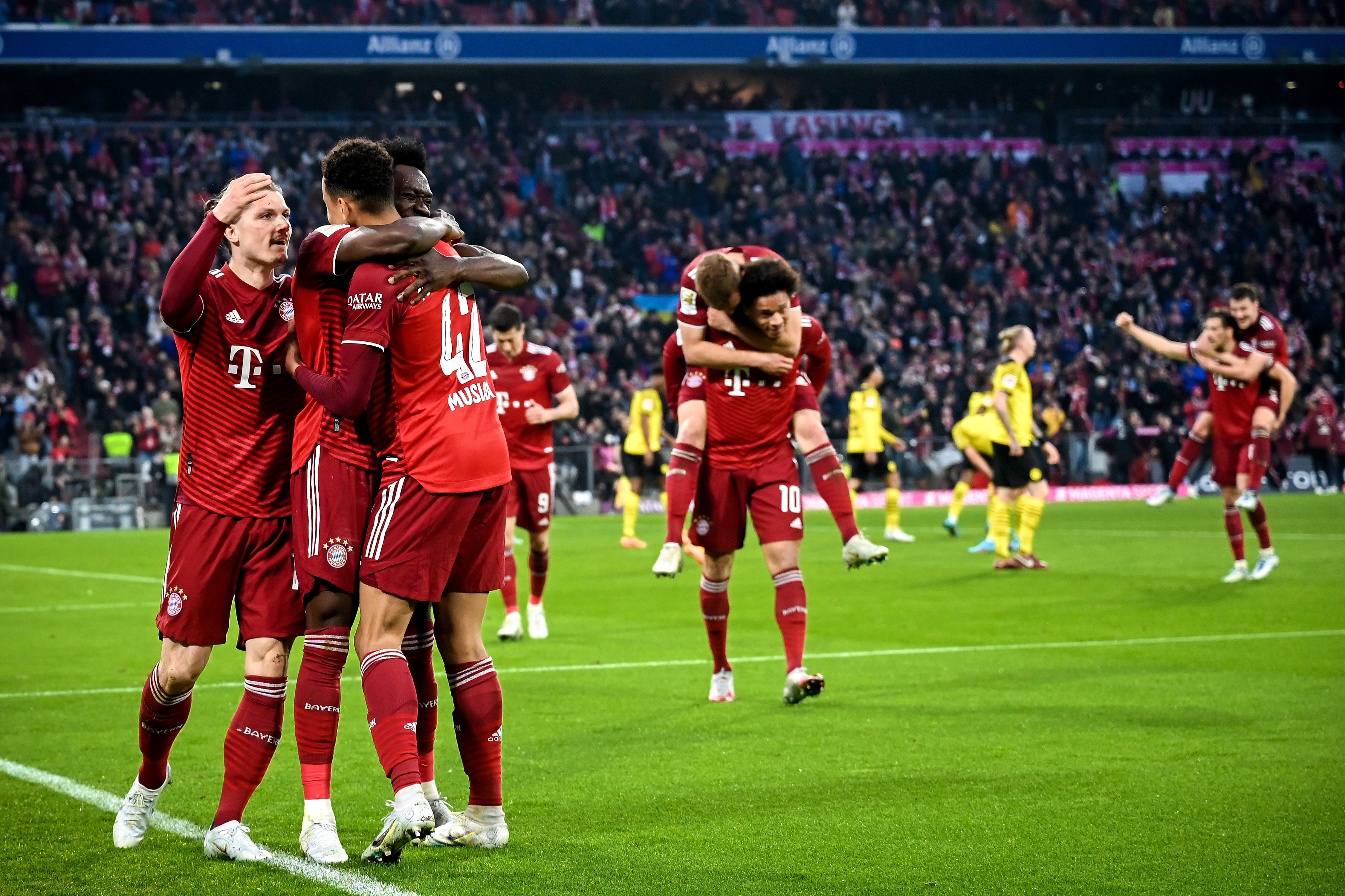 El Bayern celebra un gol ante el Dortmund.