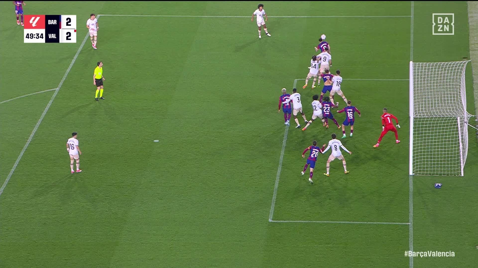  El fuera de juego posicional de Fermín López contra el Valencia CF