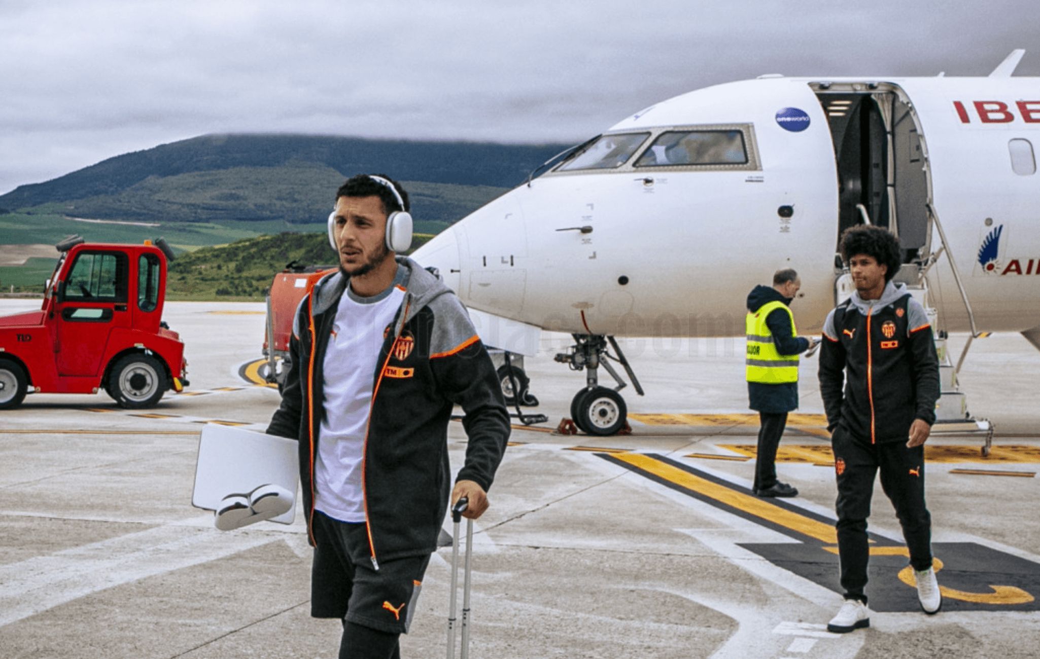  El Valencia CF cuando aterrizó en Pamplona
