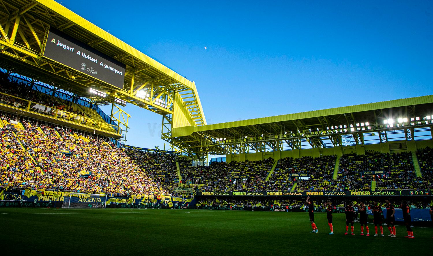 El Valencia CF en el Estadio de La Cerámica
