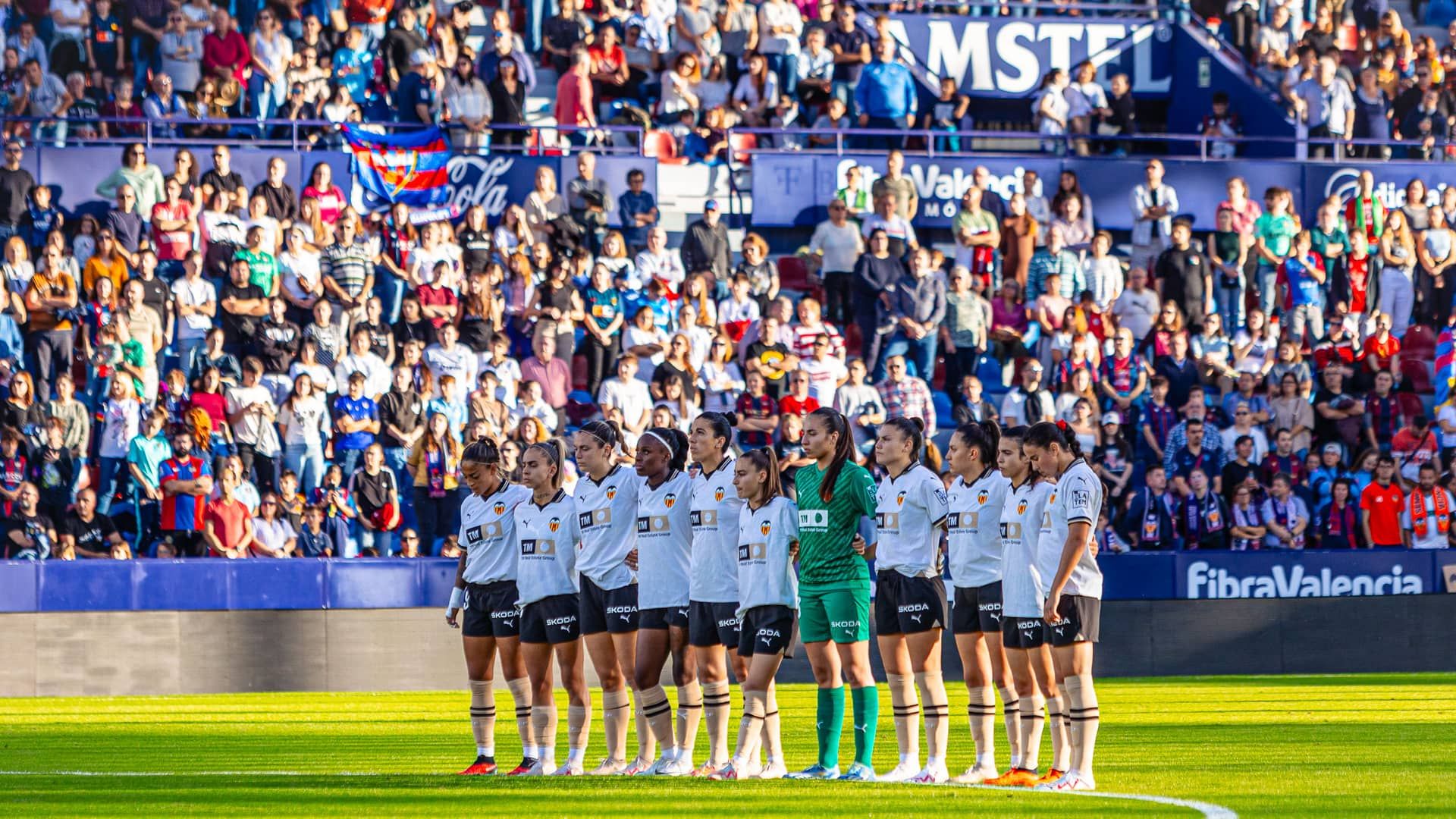  El VCF Femenino pinta de rojo el derbi y cae en el Ciutat (3-1)