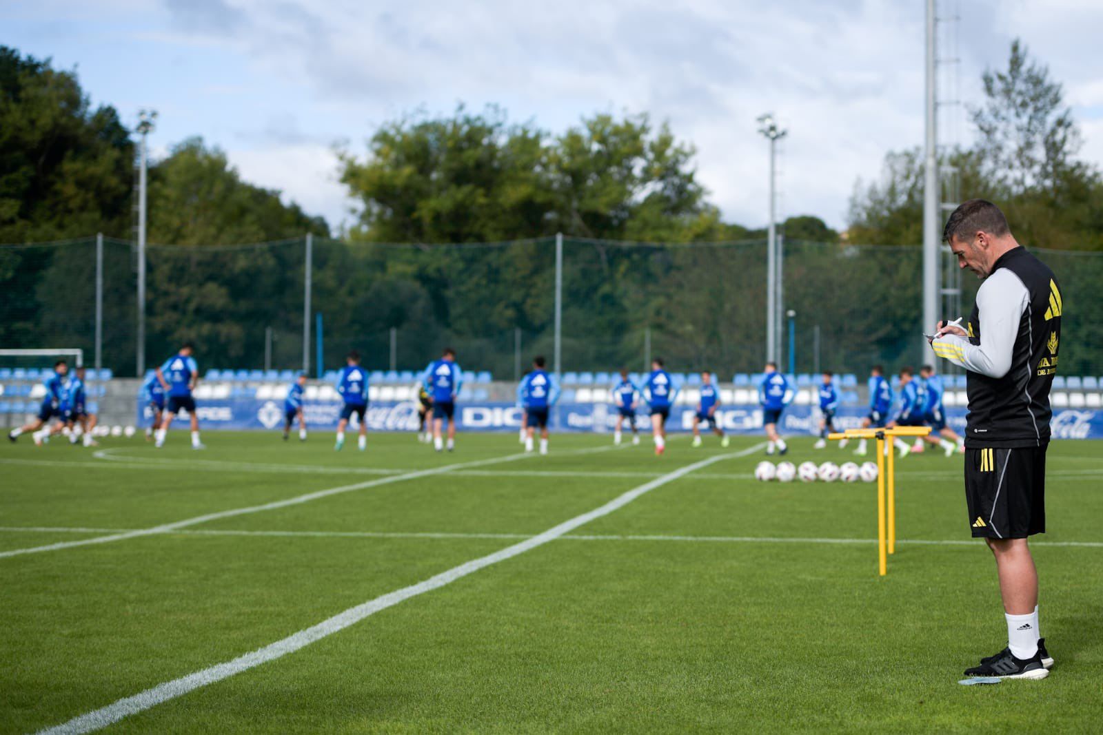  Entrenamiento de Luis Carrión al frente del Real Oviedo.