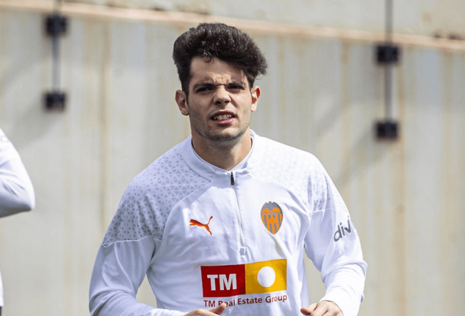  Fran Pérez, en un entrenamiento del Valencia CF