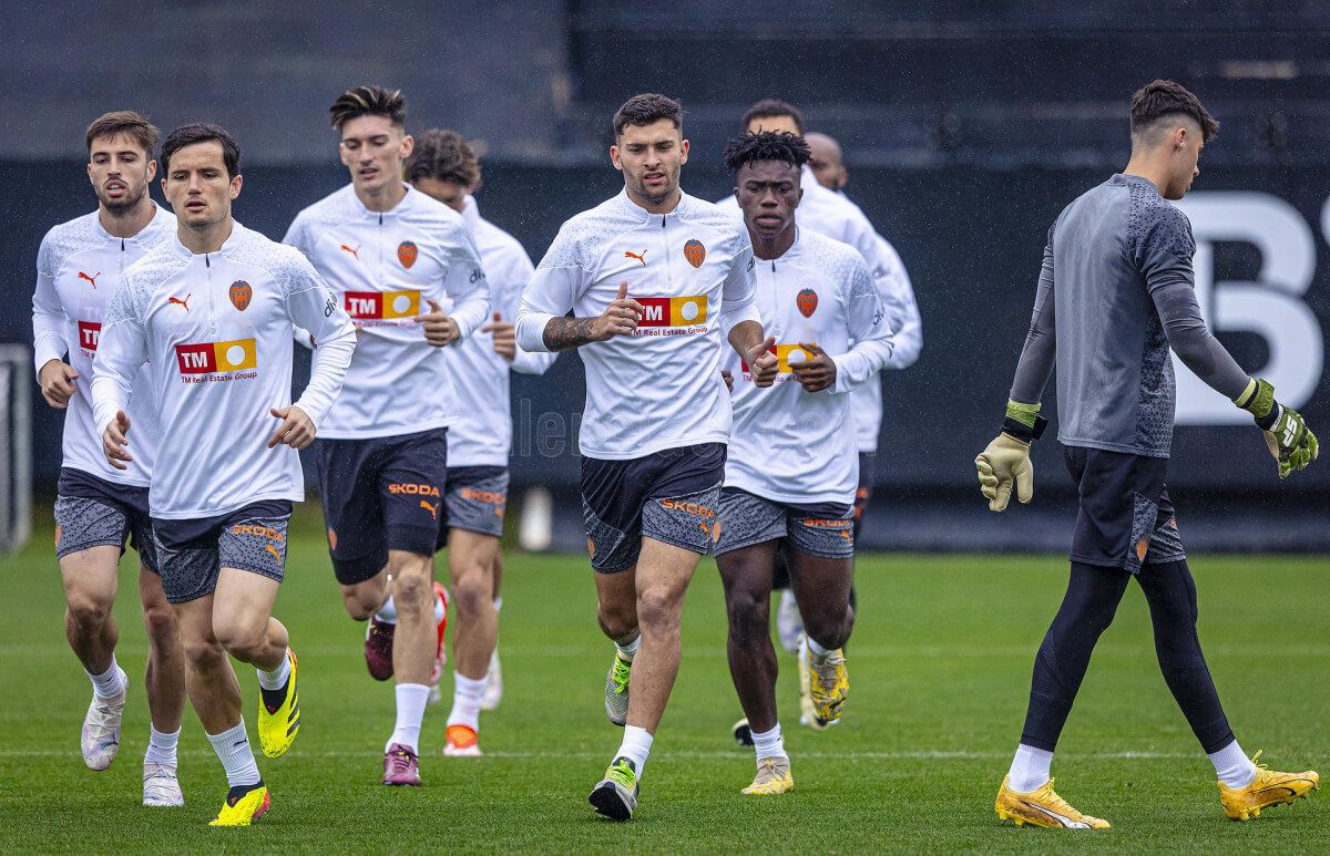  El Valencia CF prepara el partido ante el RCD Mallorca.