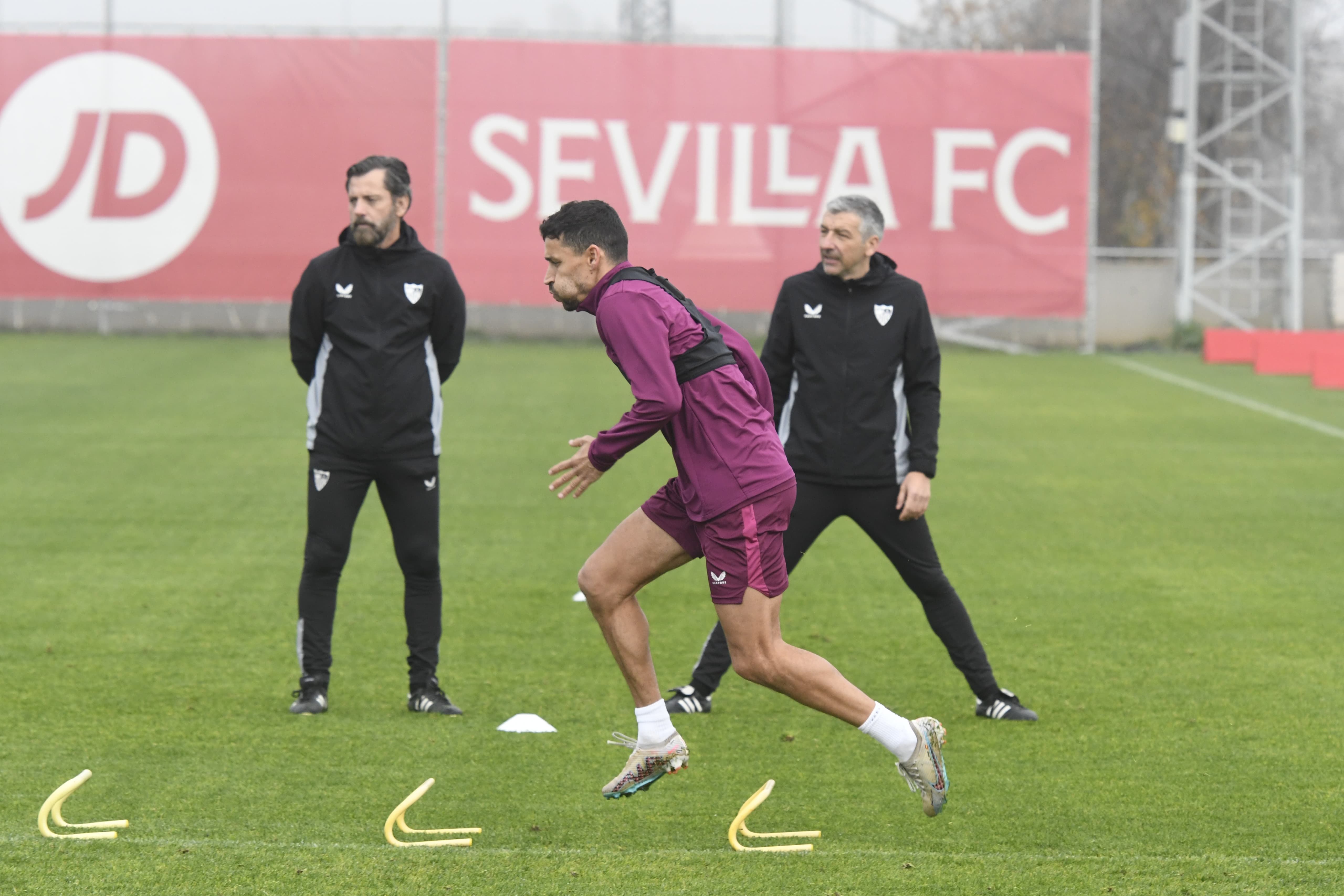 Jesús Navas, durante un entrenamiento.