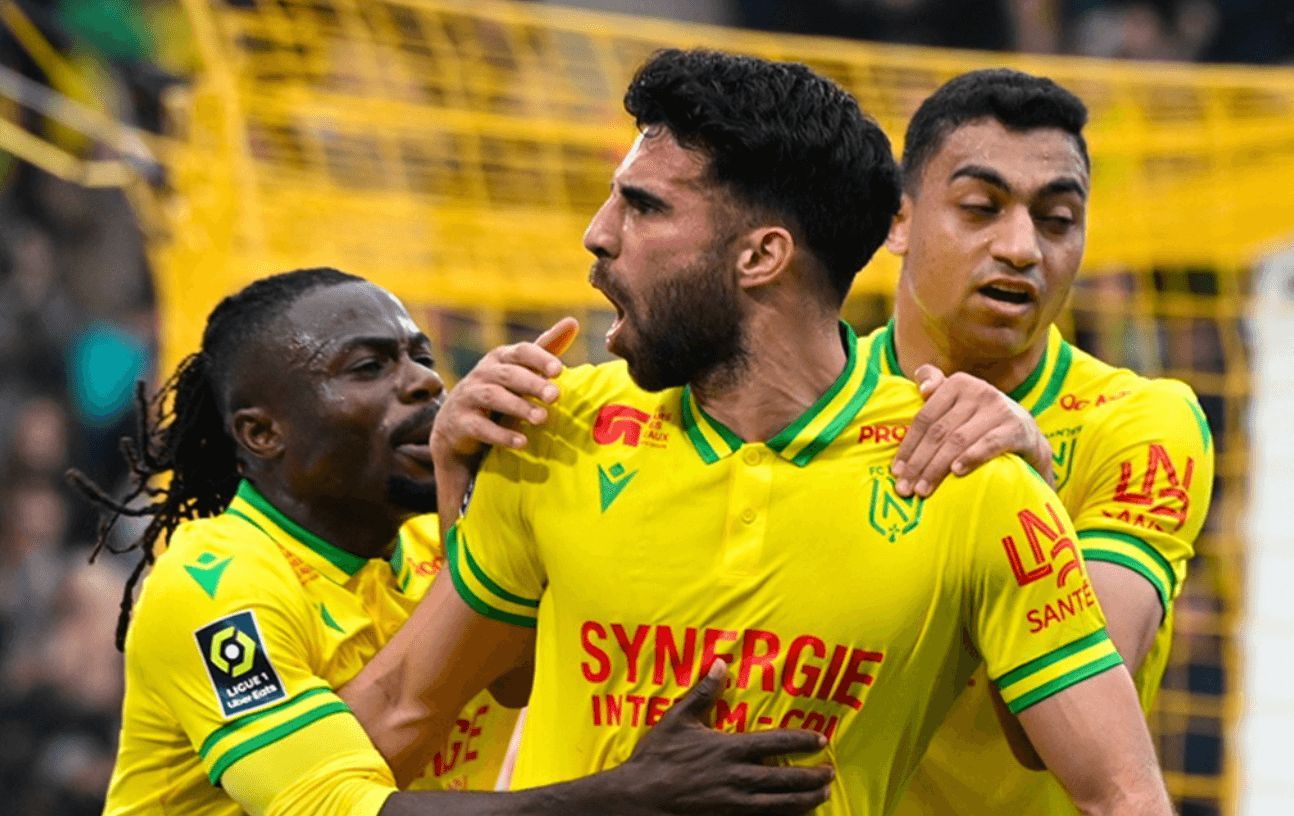 Eray Cömert celebra un gol.