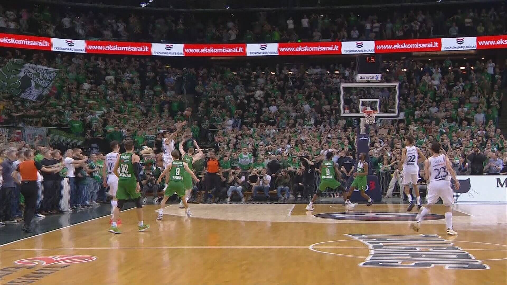  La canasta de Gabriel Deck sobre la bocina (Fuente: Euroliga)