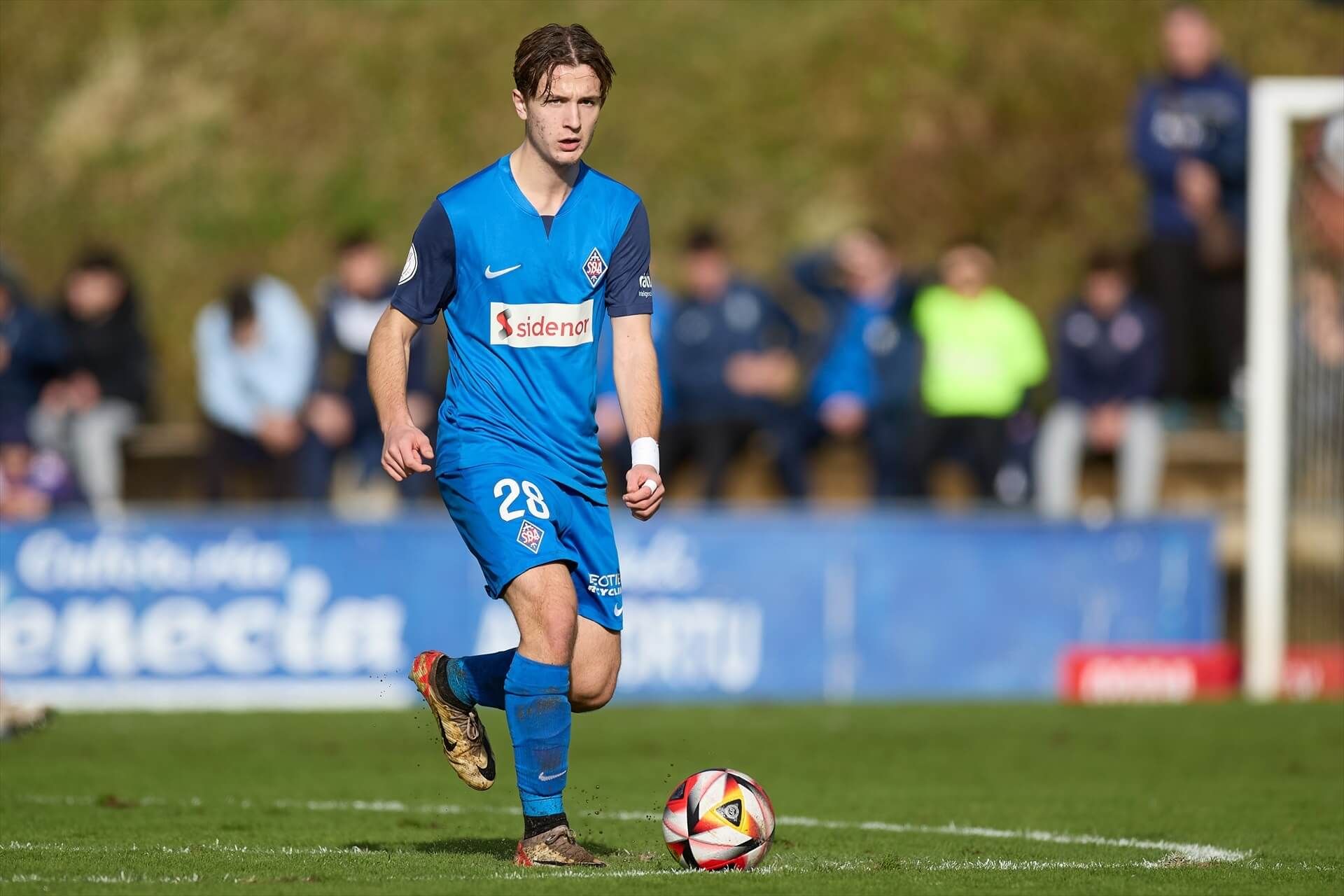  Félix Garreta, en un partido con el Amorebieta