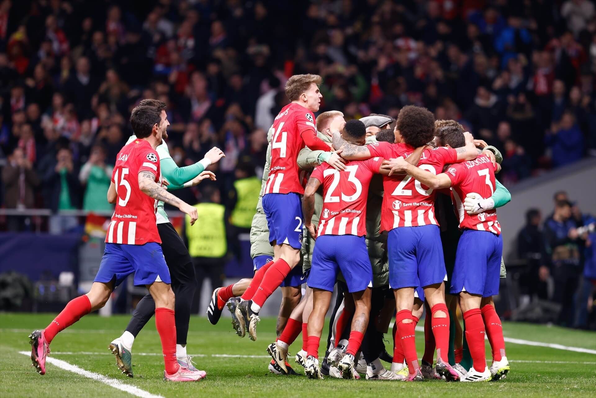Los jugadores del Atlético celebrando la victoria frente al Inter de Milán