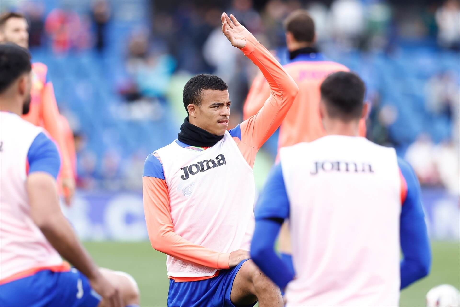  Mason Greenwood, en el calentamiento del Getafe-Girona