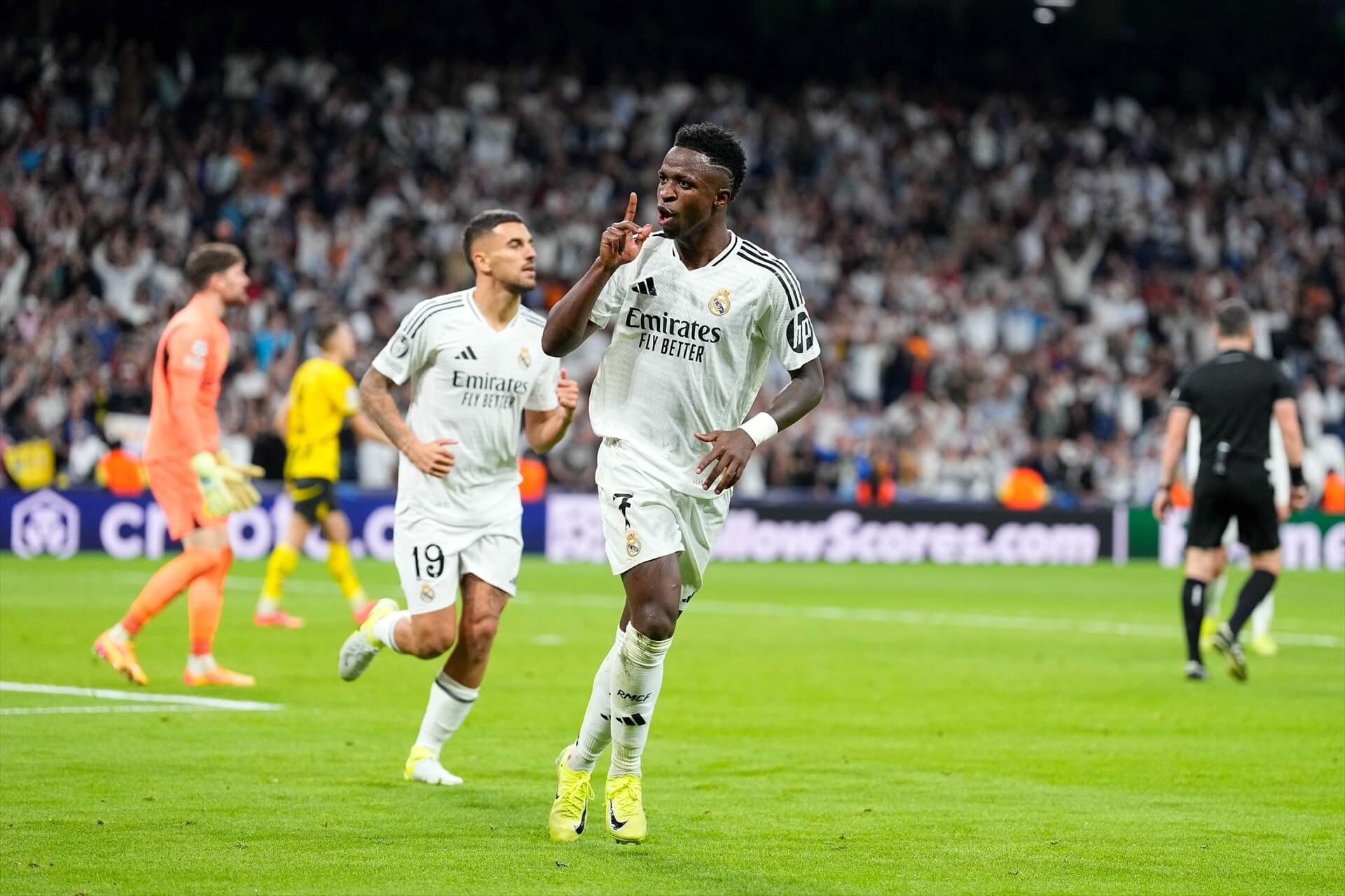  Vinicius Jr en el Santiago Bernabéu, ante el Borussia