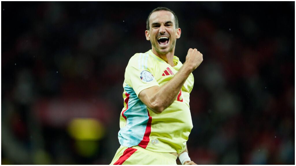  Fabian celebra uno de sus tantos.