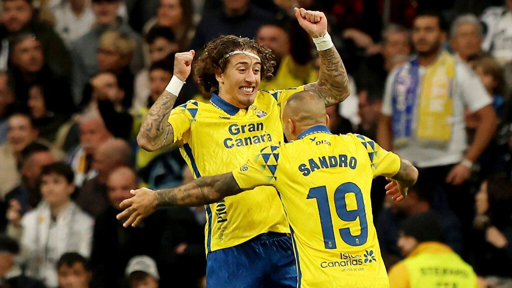  Fábio Silva celebra un gol en el Santiago Bernabéu (Cordon Press)