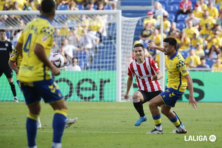 Iñigo Ruiz de Galarreta en el partido de la primera vuelta ante sus excompañeros de la UD Las Palmas.