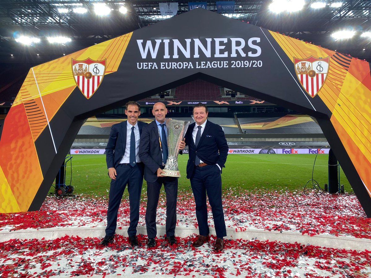  Fernando Navarro, Monchi y Emilio de Dios.