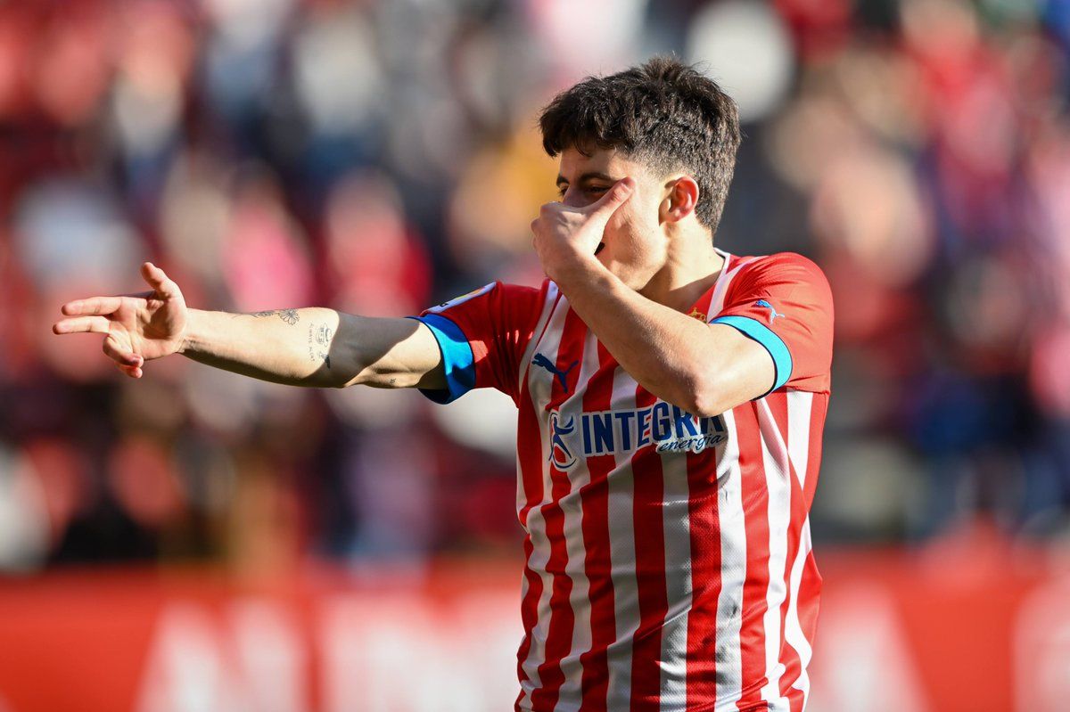  Dani Queipo celebra su gol al Zaragoza.