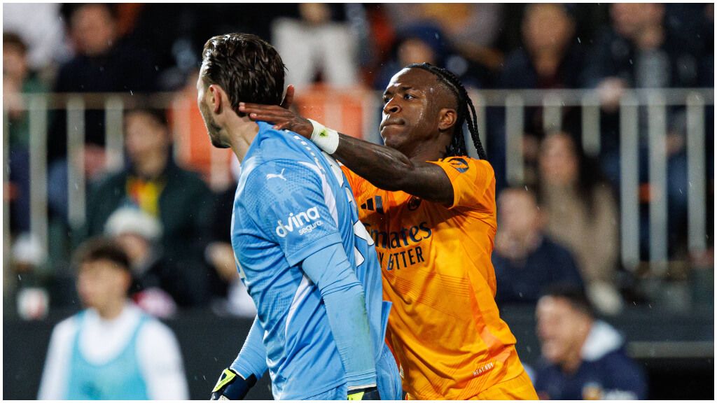  Vinicius agrede a Dimitrievski (Cordon Press)