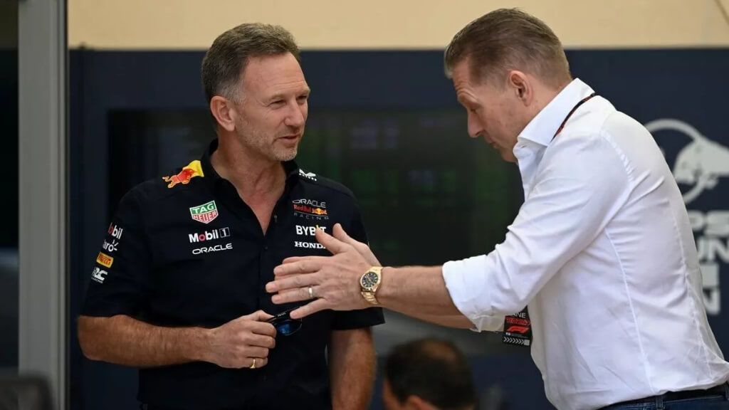 Christian Horner y Josh Verstappen, en el GP de Bahréin