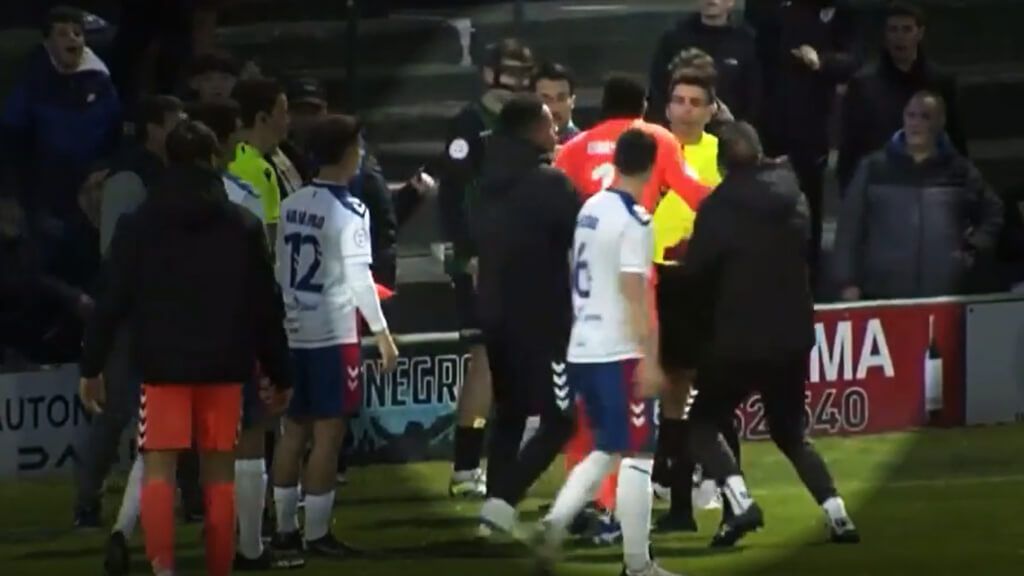 Cheikh Sarr, portero del Rayo Majadahonda, durante el partido